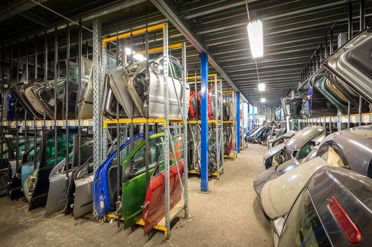 Antresola w magazynie automotive z częściami samochodowymi - specjalistyczne rozwiązanie branżowe