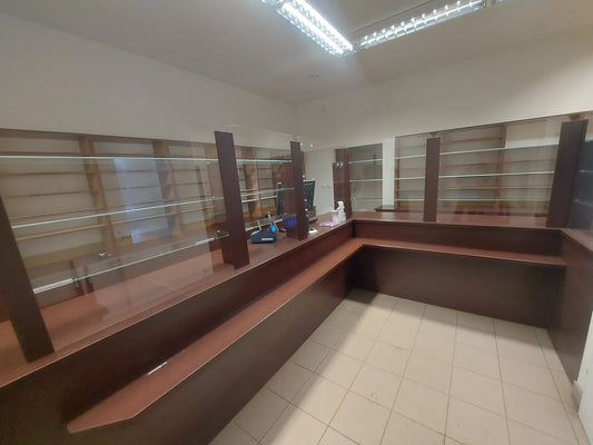 Regały do sal egzaminacyjnych - bezpieczeństwo materiałów