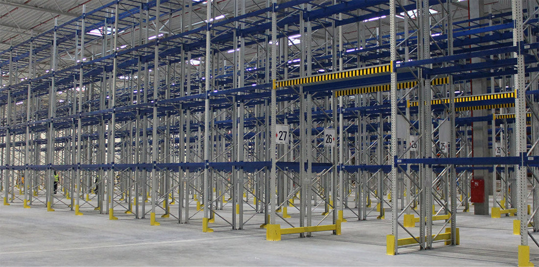 Regały paletowe do wysokich magazynów - projektowanie powyżej 12m