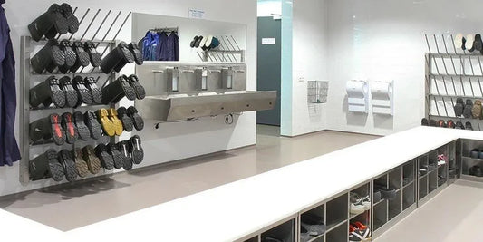 Regały półkowe do produktów higienicznych spełniające wymagania sanitarne i normy czystości w magazynach