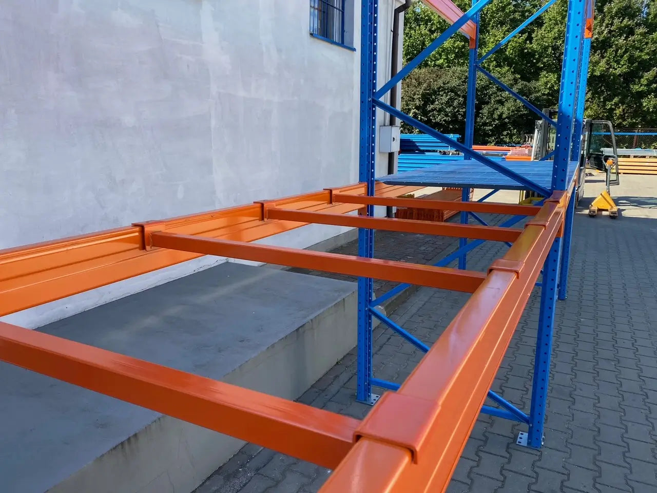 Kategoria wszystkie akcesoria w sklepie MS Regały z różnorodnymi elementami wyposażenia i dodatkami do systemów regałowych