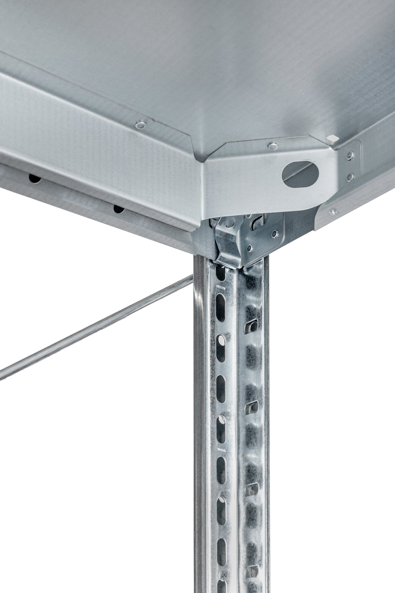 Regał metalowy ocynkowany META zbliżenie zamontowana półka haczyk montażowy wykrzyżowanie MS Regały Białystok detal instalacja bez narzędzi niemiecki konstrukcja stabilizacja